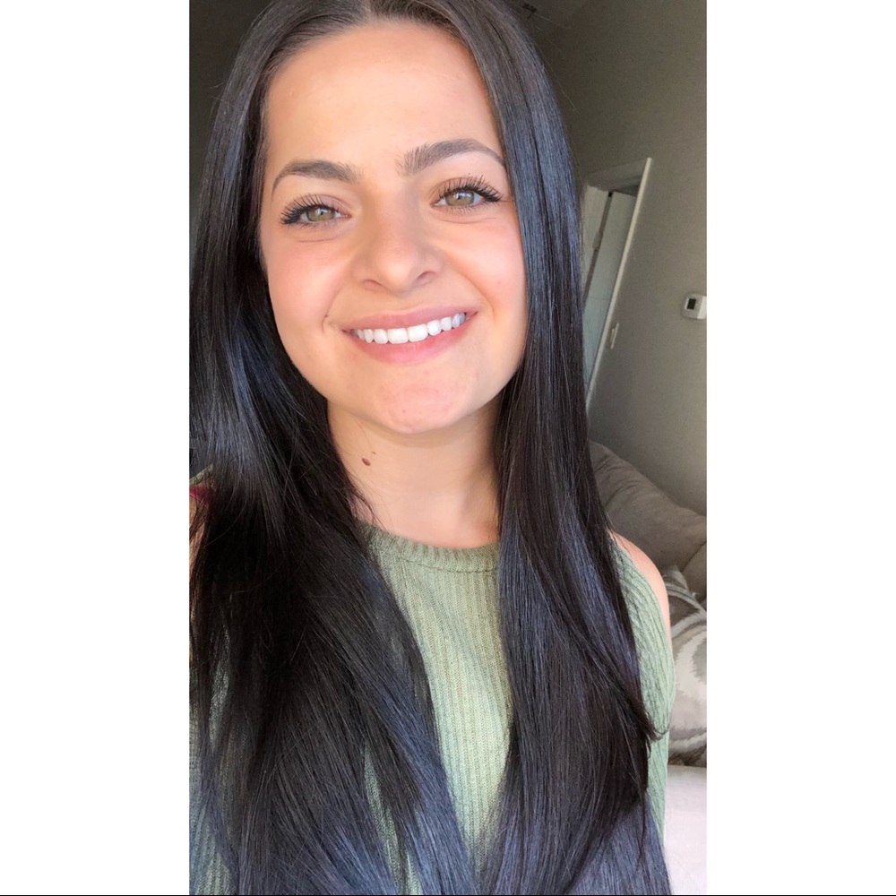 Meet your Posher, Karalyn